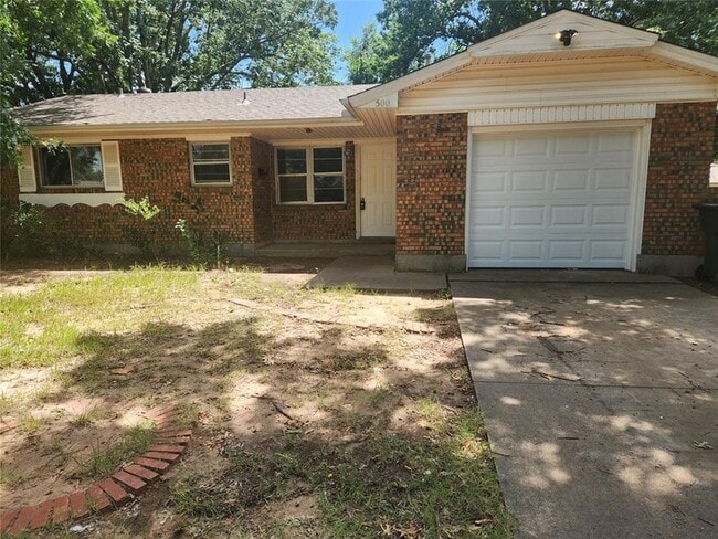 500 Clearview Dr in Norman, OK - Building Photo - Building Photo