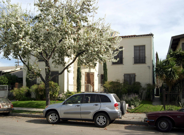 1152 Gordon St in Los Angeles, CA - Building Photo - Building Photo