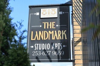 Landmark Court in Tacoma, WA - Building Photo - Building Photo