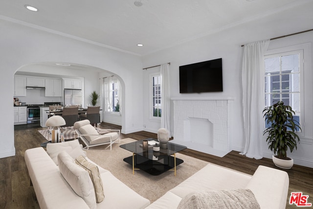 property at 451 N Orange Grove Ave