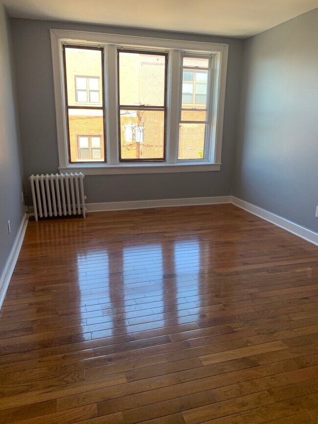 735 Avenue A Rentals in Bayonne, NJ