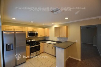 24526 Summer Wind Ct in Lutz, FL - Foto de edificio - Building Photo