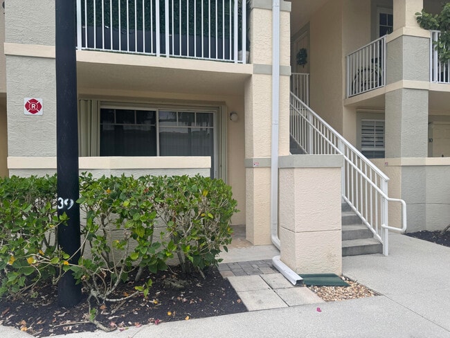 property at 1139 Town Center Dr