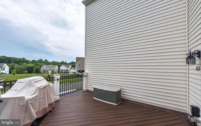 property at 15417 Papillon Pl