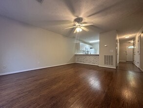 1477 N Donahue Dr in Auburn, AL - Building Photo - Building Photo