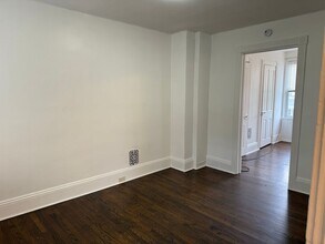 34 E Ross St in Lancaster, PA - Building Photo - Building Photo