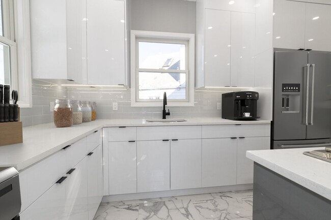 57 Berlant Ave in Linden, NJ - Foto de edificio - Building Photo