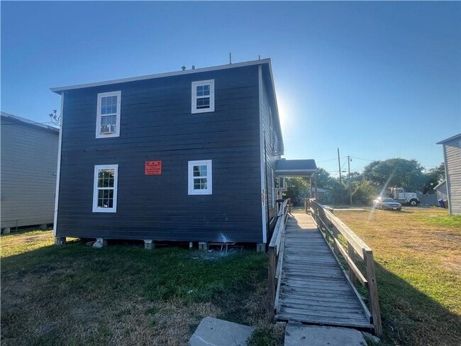 property at 1507 10th St