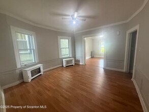 317 Wheeler Ave in Scranton, PA - Building Photo - Building Photo