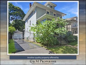 1389 South Ave in Rochester, NY - Building Photo - Building Photo