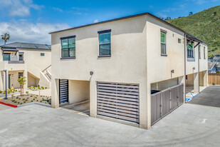 Kellogg Street Apartments in Ventura, CA - Foto de edificio - Building Photo