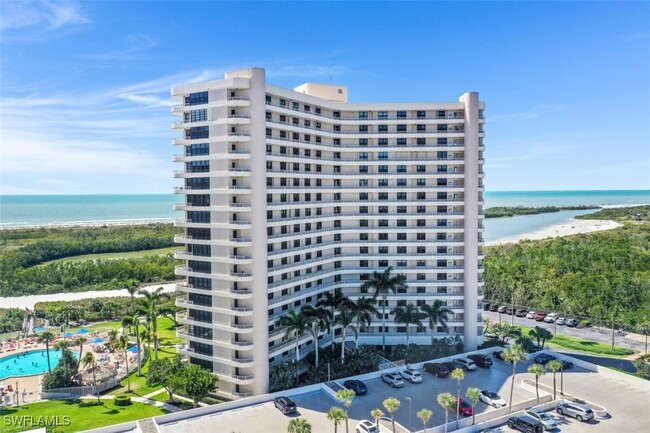 440 Seaview Ct in Marco Island, FL - Foto de edificio - Building Photo