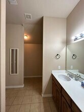 2400 Rookhaven Ln in Yukon, OK - Building Photo - Building Photo