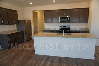 659 N Crowned Dove Trail in Casa Grande, AZ - Building Photo - Building Photo