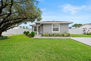 14290 SW 287th St in Homestead, FL - Building Photo