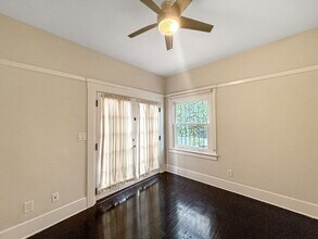 239 Hawthorn St-Unit -239 in San Diego, CA - Building Photo - Building Photo