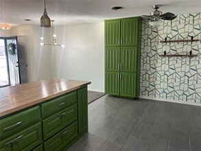 7720 Gaston Ave in Fort Worth, TX - Building Photo - Building Photo