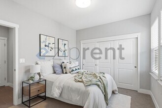 506 Sardinia Ter in Sunnyvale, CA - Foto de edificio - Building Photo