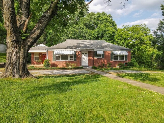 property at 3310 Glencliff Rd