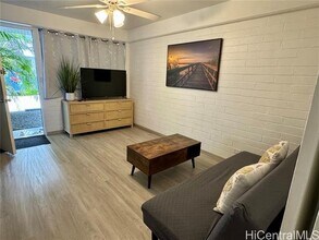 410 Nahua St in Honolulu, HI - Building Photo - Building Photo