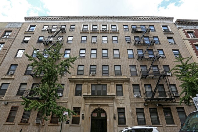 527 West 157th Street in New York, NY - Foto de edificio - Building Photo