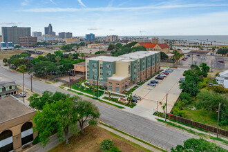 Avanti Legacy At South Bluff in Corpus Christi, TX - Foto de edificio - Building Photo