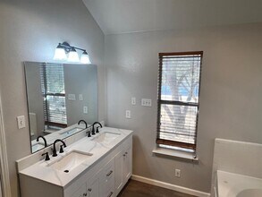 1700 Indian Springs Rd in Georgetown, TX - Building Photo - Building Photo