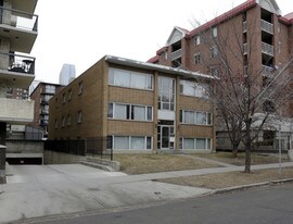 612 15th Ave SW in Calgary, AB - Building Photo