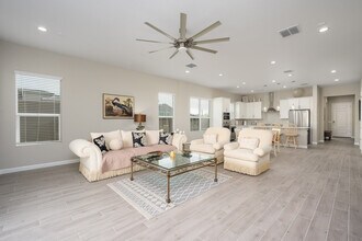 5967 E Abraham Ln in Phoenix, AZ - Building Photo - Building Photo