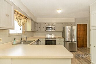 1735 Bridgewater Dr in Fairbanks, AK - Building Photo - Building Photo