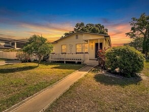 2801 29th St N in St. Petersburg, FL - Foto de edificio - Building Photo