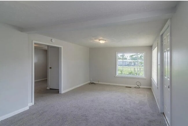 78 3rd St in Peebles, OH - Building Photo - Building Photo