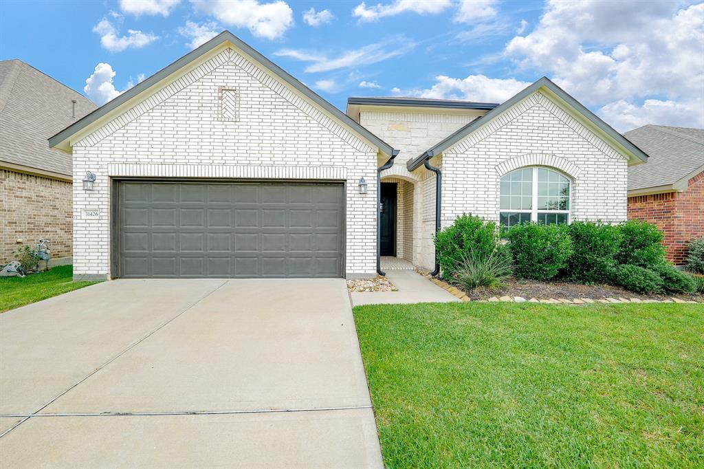 31426 Whitcombe Summit Wy in Hockley, TX - Building Photo