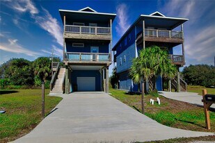 14146 Miramar Dr in Galveston, TX - Building Photo