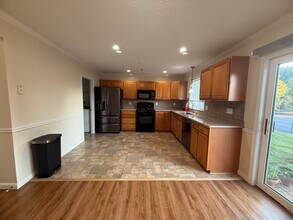 29 Georgetown Dr in Nashua, NH - Foto de edificio - Building Photo