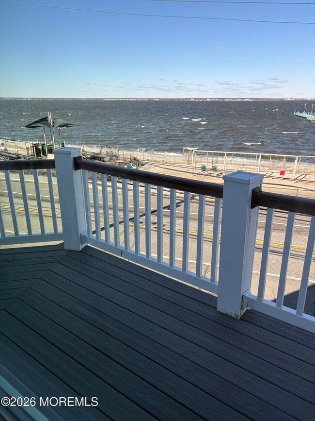 506 S Bayview Ave in Seaside Park, NJ - Building Photo - Building Photo