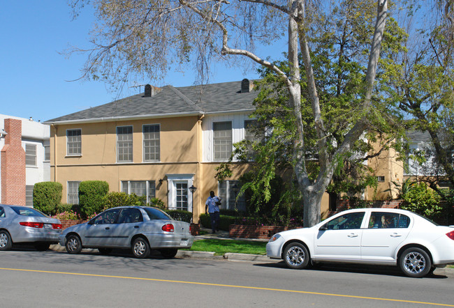 1560 S Beverly Dr in Los Angeles, CA - Building Photo - Building Photo