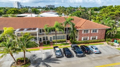 2800 NE 28th St in Lighthouse Point, FL - Building Photo - Building Photo