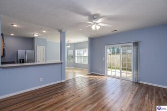 107 Arbor Meadow Ct in Radcliff, KY - Building Photo - Building Photo