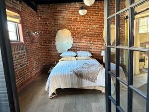 425 W Silver St, Unit urban retreat in Butte, MT - Building Photo - Building Photo