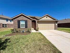 9922 Southern Bayberry Dr in Tomball, TX - Foto de edificio - Building Photo