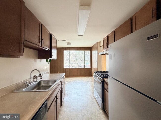 8717 Hayshed Ln in Columbia, MD - Building Photo - Building Photo