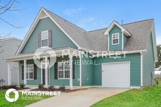 4825 Green Spring Dr in McLeansville, NC - Foto de edificio - Building Photo