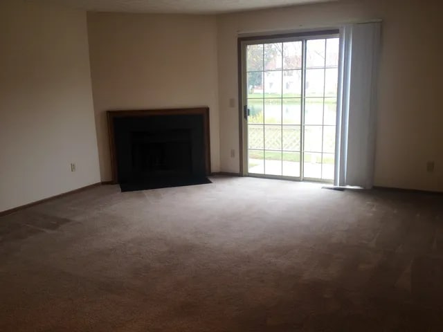 5876 Aqua Bay Dr in Columbus, OH - Foto de edificio - Building Photo