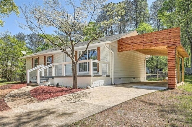 property at 4201 Regal Ridge Rd