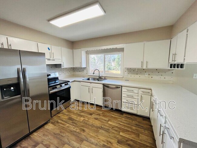 5315 Waddell Ave in Colorado Springs, CO - Building Photo - Building Photo