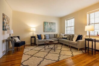 36 Browne St in Brookline, MA - Building Photo - Building Photo