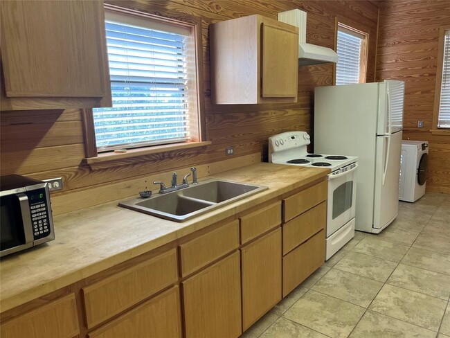 property at 3505 Lone Man Mountain Rd