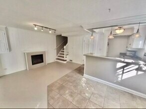 4911 42nd St NW in Washington, DC - Building Photo - Building Photo