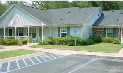 Fairmeadow Apartments in Latta, SC - Building Photo